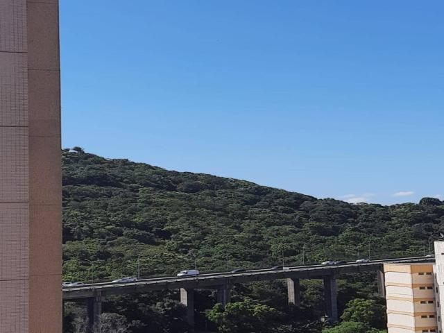 #28 - Apartamento para Venda em Vila Velha - ES - 3
